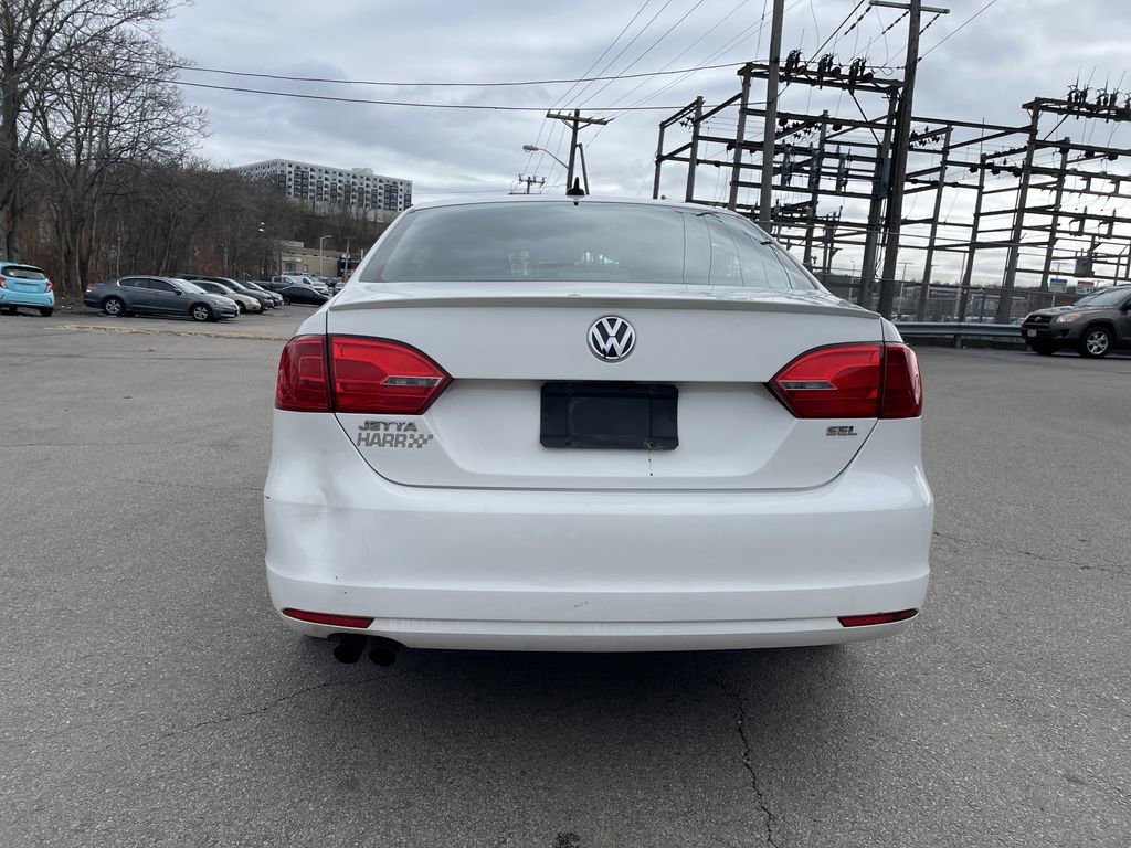 Used 2014 Volkswagen Jetta SEL image 4