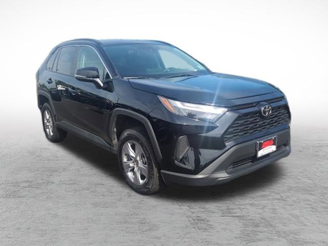 Certified 2025 Toyota RAV4 XLE AWD/4WD image 3