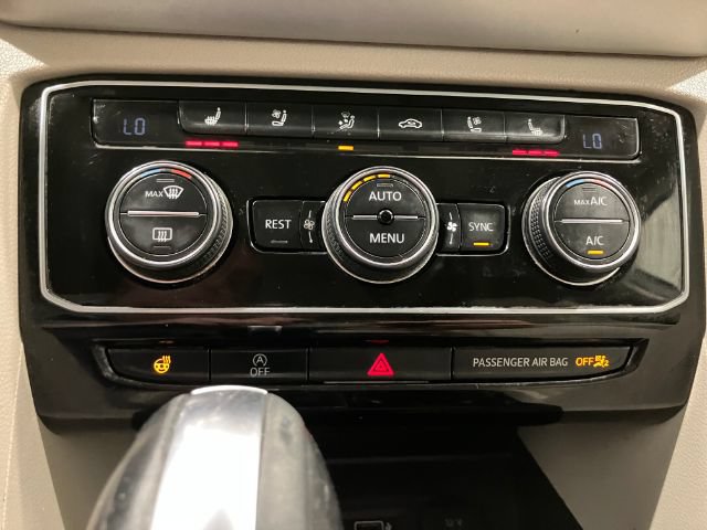 Used 2018 Volkswagen Atlas SEL Premium AWD/4WD image 31