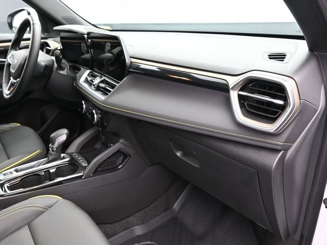 Used 2025 Chevrolet TrailBlazer ACTIV image 42
