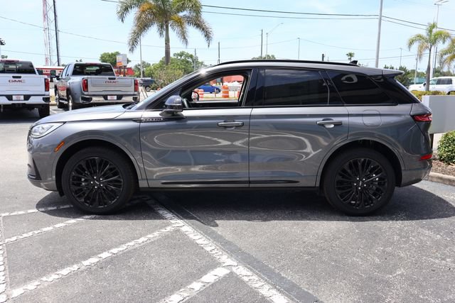 New 2025 Lincoln Corsair Reserve w/ Equipment Group 202A AWD/4WD image 4