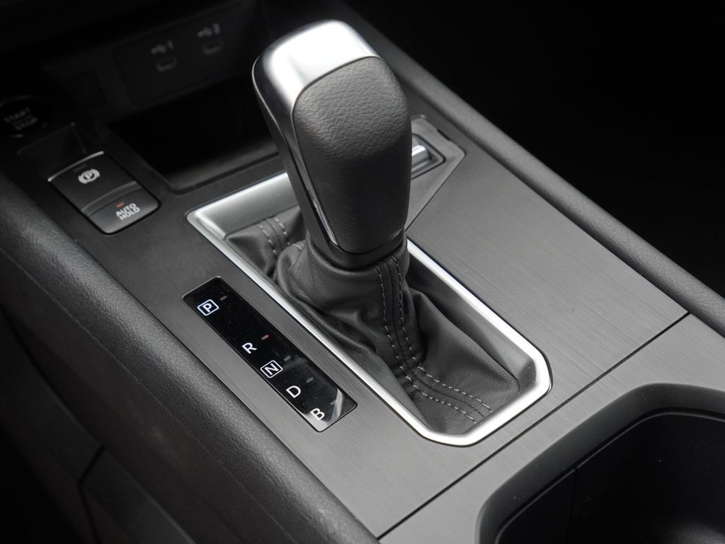 New 2026 Nissan Kicks SV FWD image 19