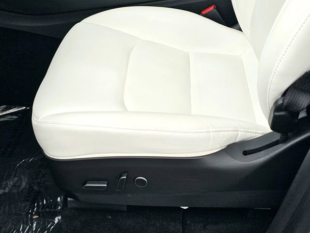 Used 2023 Tesla Model Y Performance image 17