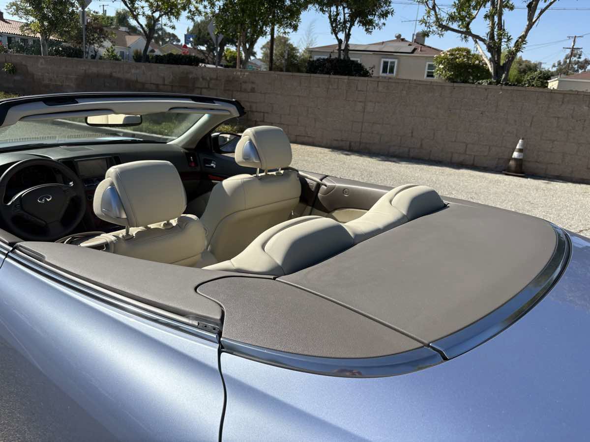 Used 2009 INFINITI G37 Sport w/ Premium Pkg image 40