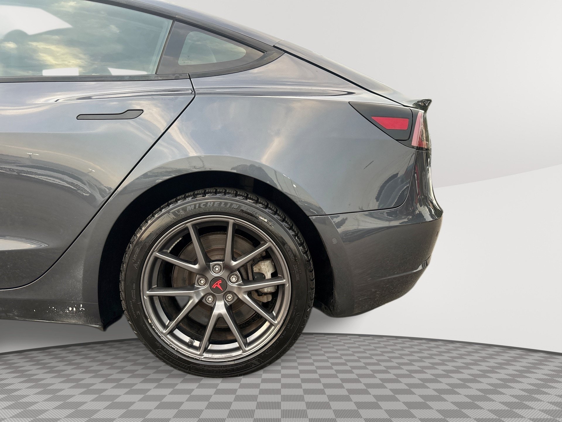 Used 2021 Tesla Model 3 Long Range AWD/4WD image 29