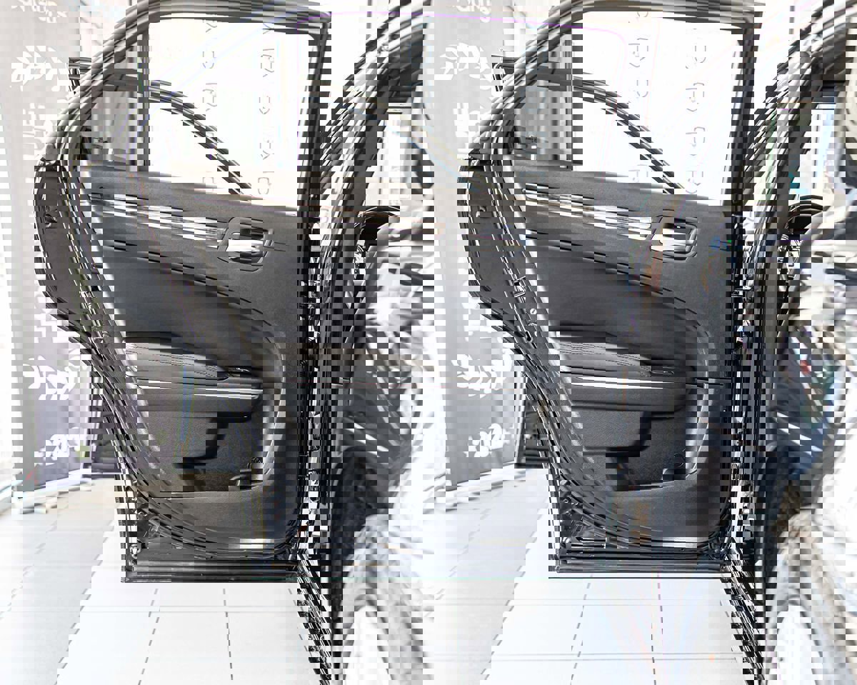 Used 2012 Chrysler 300 C w/ 19-Premium Speaker Group AWD/4WD image 34