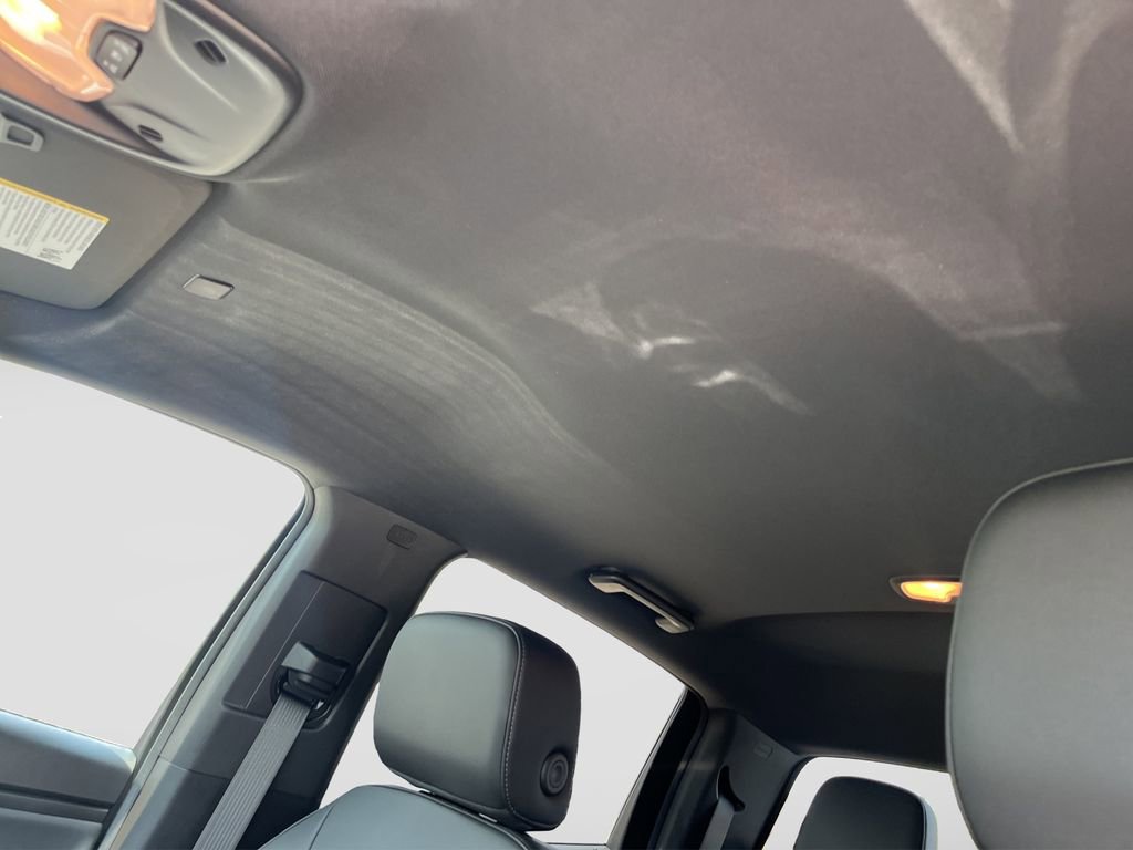 Used 2025 GMC Canyon Elevation w/ Convenience Package image 8