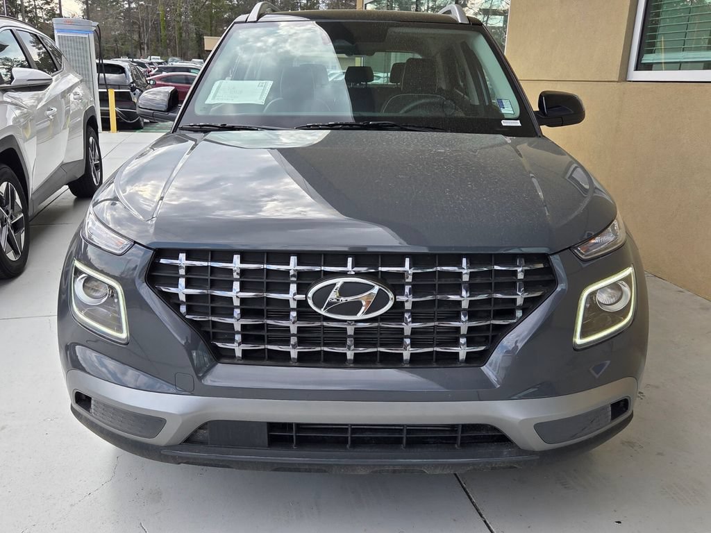 New 2025 Hyundai Venue Limited FWD image 15