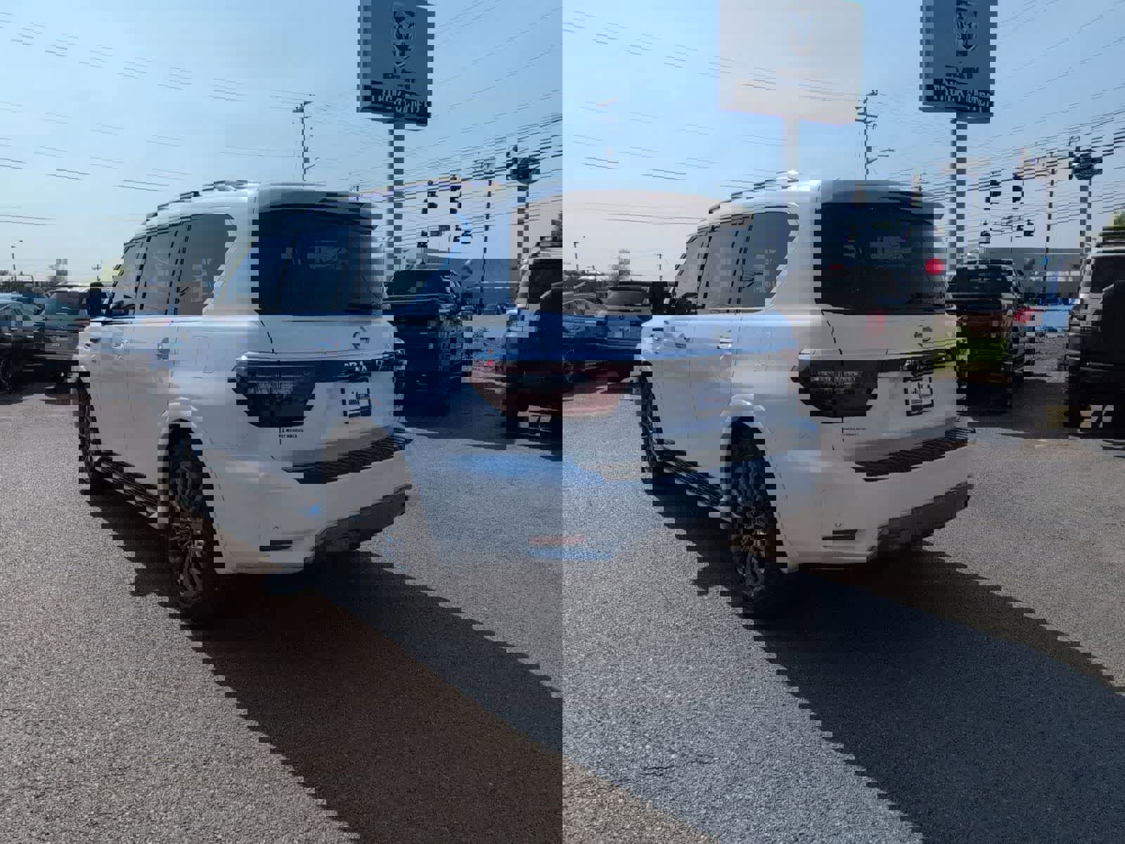 Used 2021 Nissan Armada Platinum w/ Captain's Chairs Package image 6