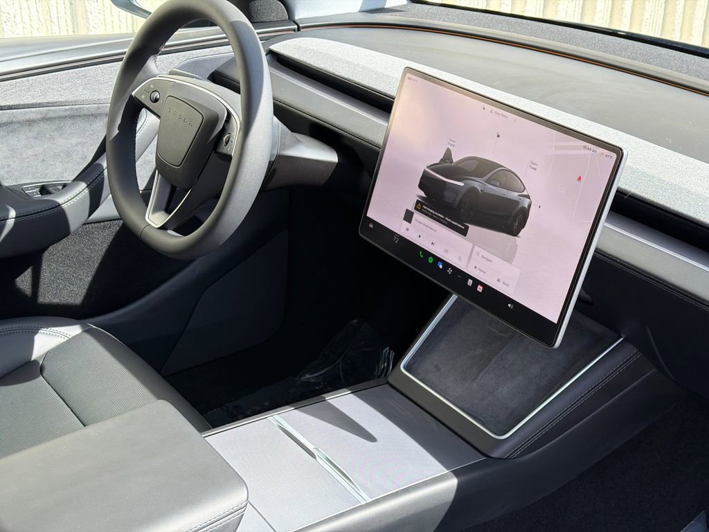 Used 2026 Tesla Model Y Long Range image 11