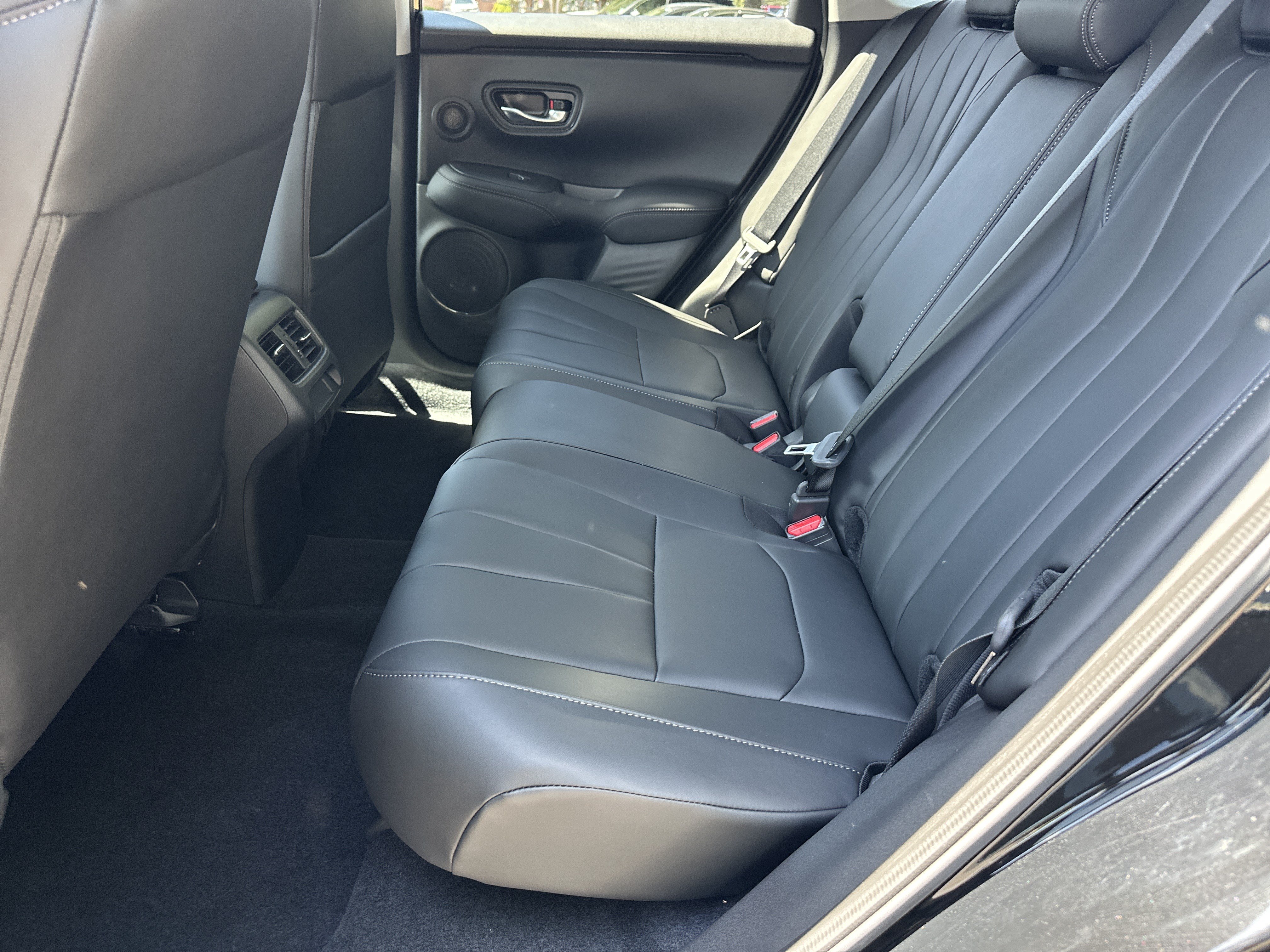 Certified 2025 Acura ADX FWD image 24