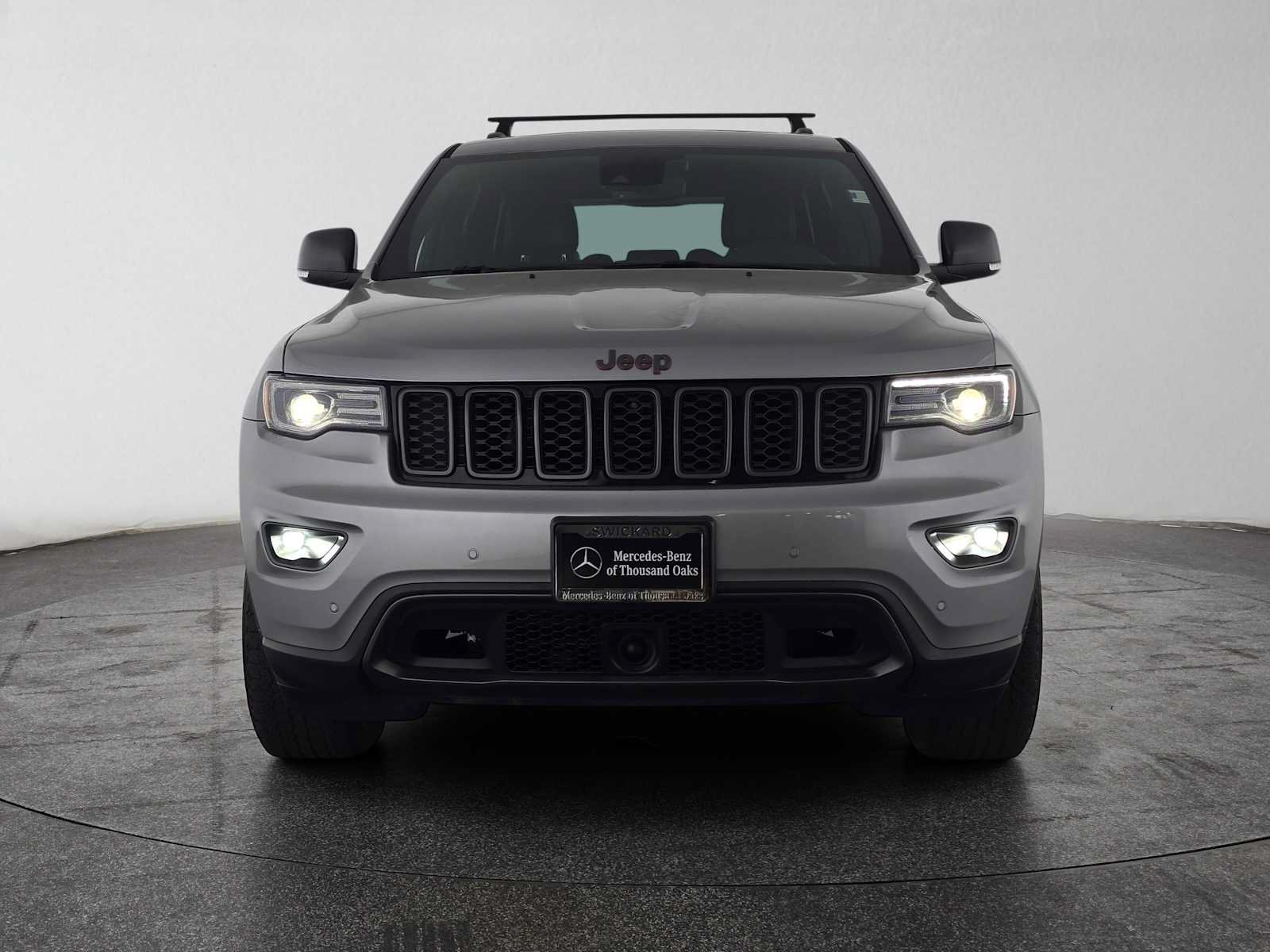 Used 2020 Jeep Grand Cherokee Trailhawk w/ Premium Lighting Group AWD/4WD image 8