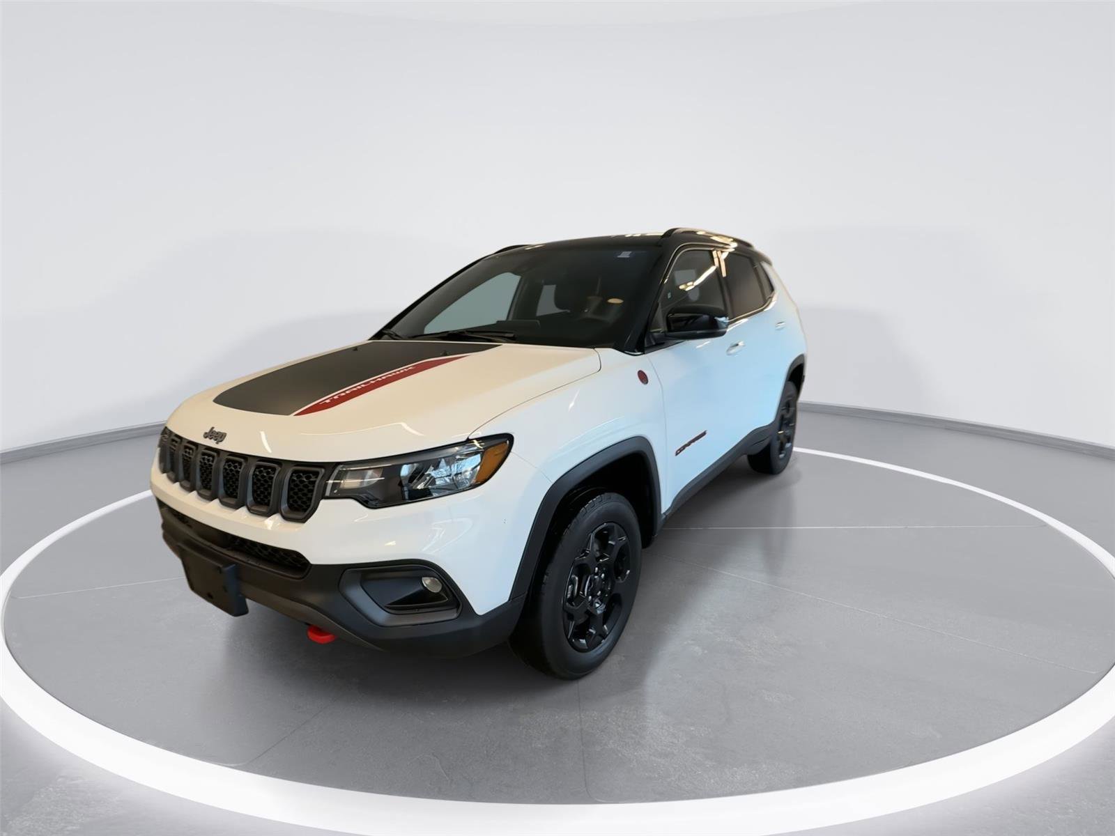 Used 2023 Jeep Compass Trailhawk w/ Sun and Sound Group image 4