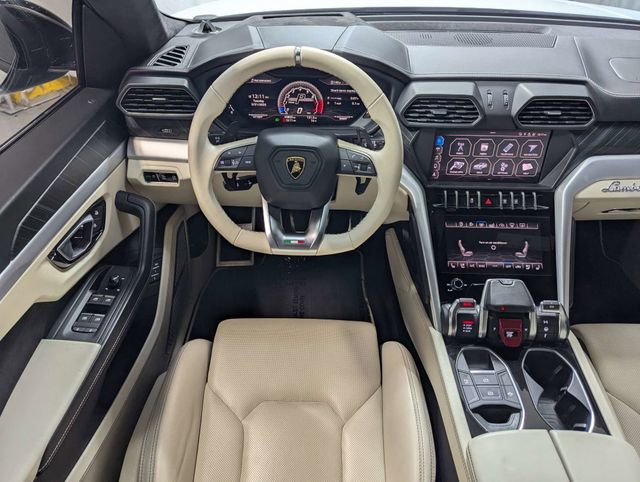 Used 2019 Lamborghini Urus image 7