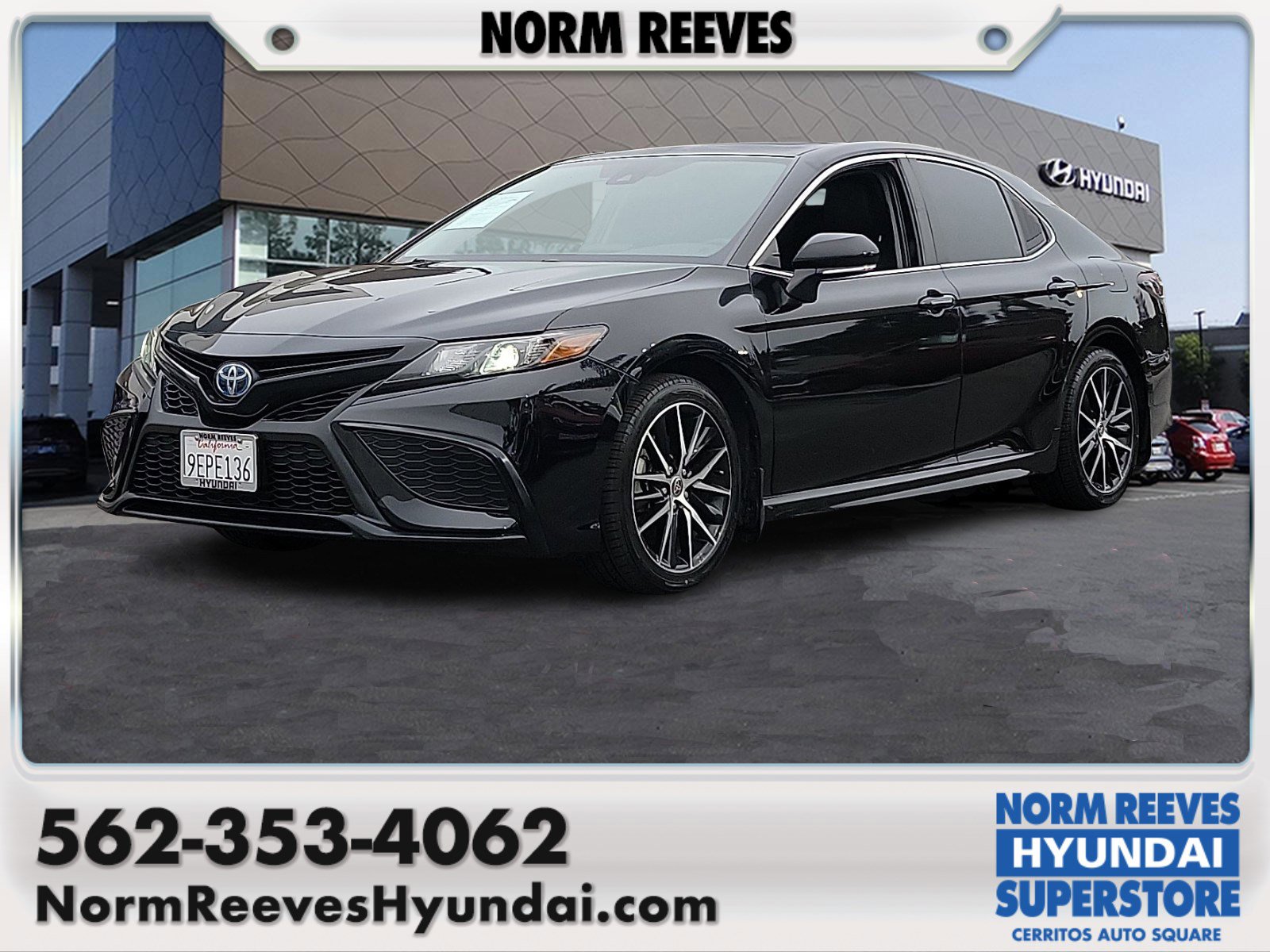 Used 2023 Toyota Camry SE