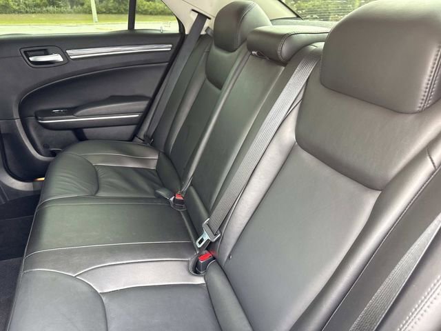 Used 2019 Chrysler 300 Touring L w/ Quick Order Package 22F RWD image 11