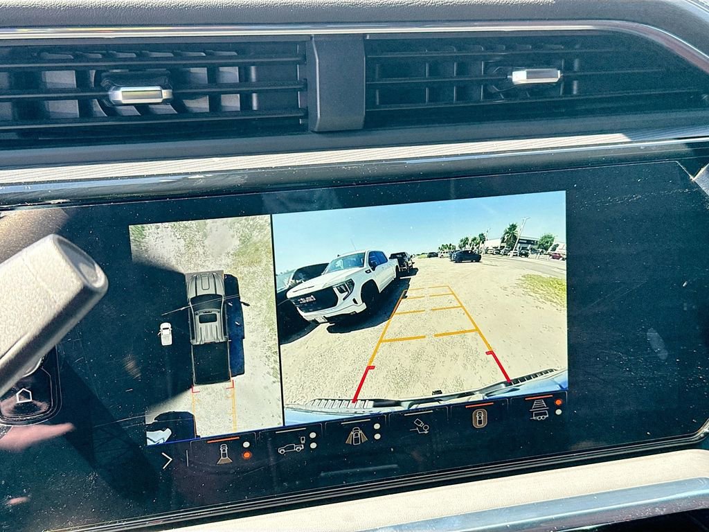 Used 2025 GMC Sierra 2500 Denali Ultimate AWD/4WD image 19