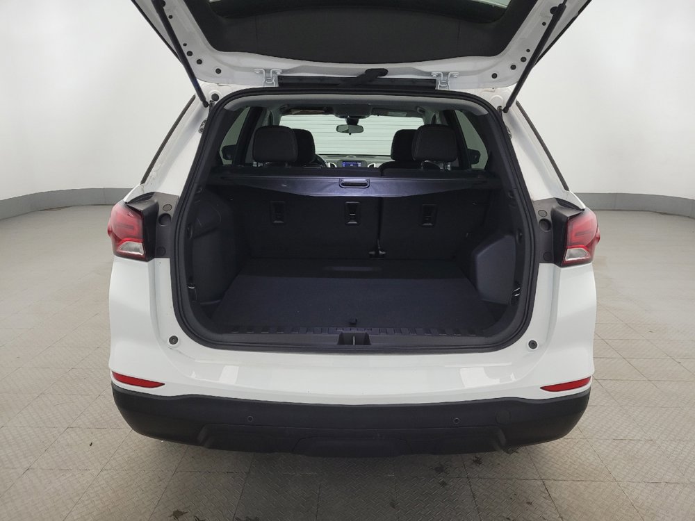 Used 2024 Chevrolet Equinox LS w/ LS Convenience Package image 29