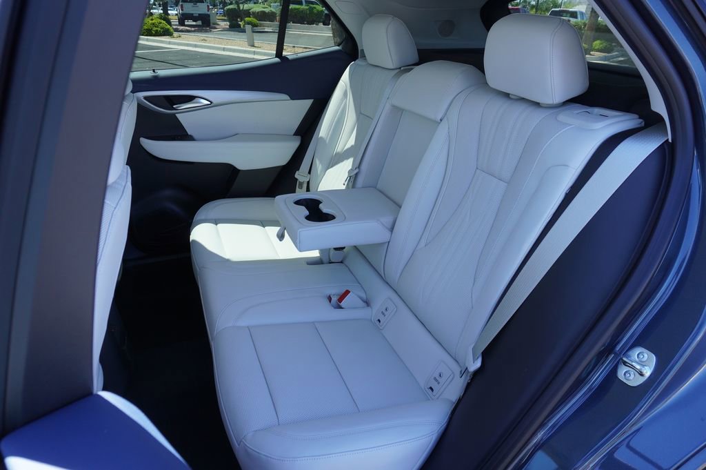 New 2026 Buick Envision Avenir image 9