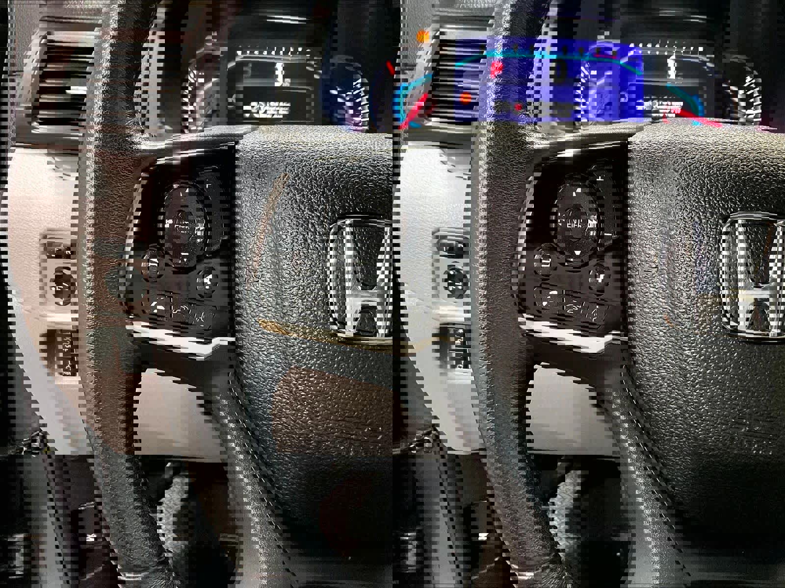 Used 2022 Honda Pilot EX-L image 24