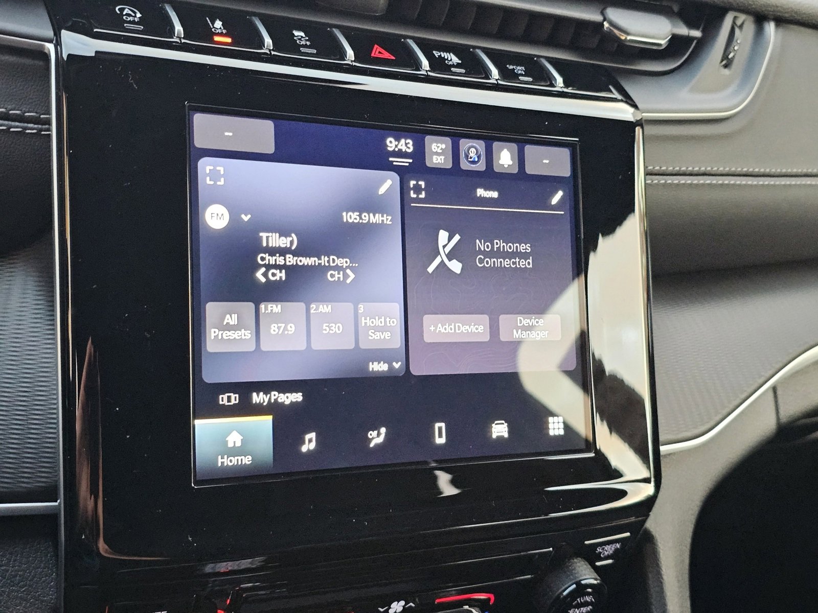 New 2025 Jeep Grand Cherokee L Laredo image 12