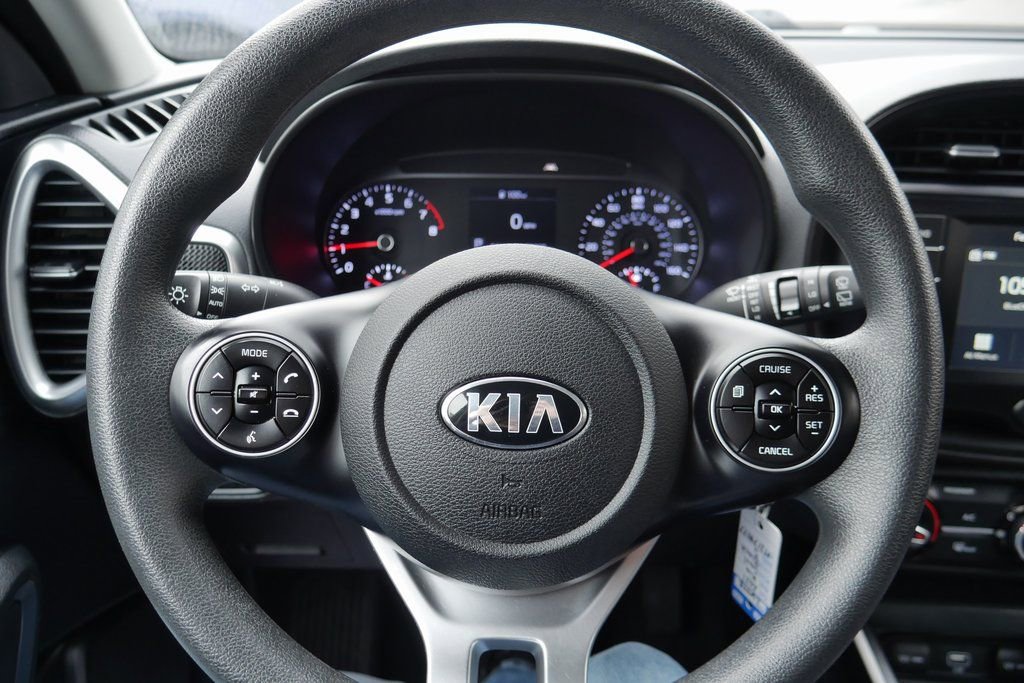 Used 2021 Kia Soul S image 11