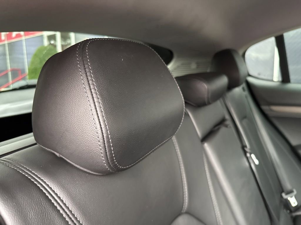 Used 2018 Alfa Romeo Stelvio Ti image 57