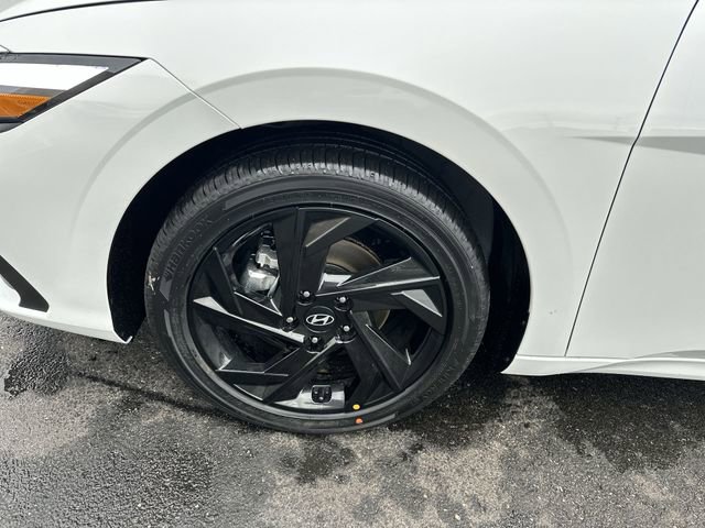 New 2026 Hyundai Elantra Sport image 17