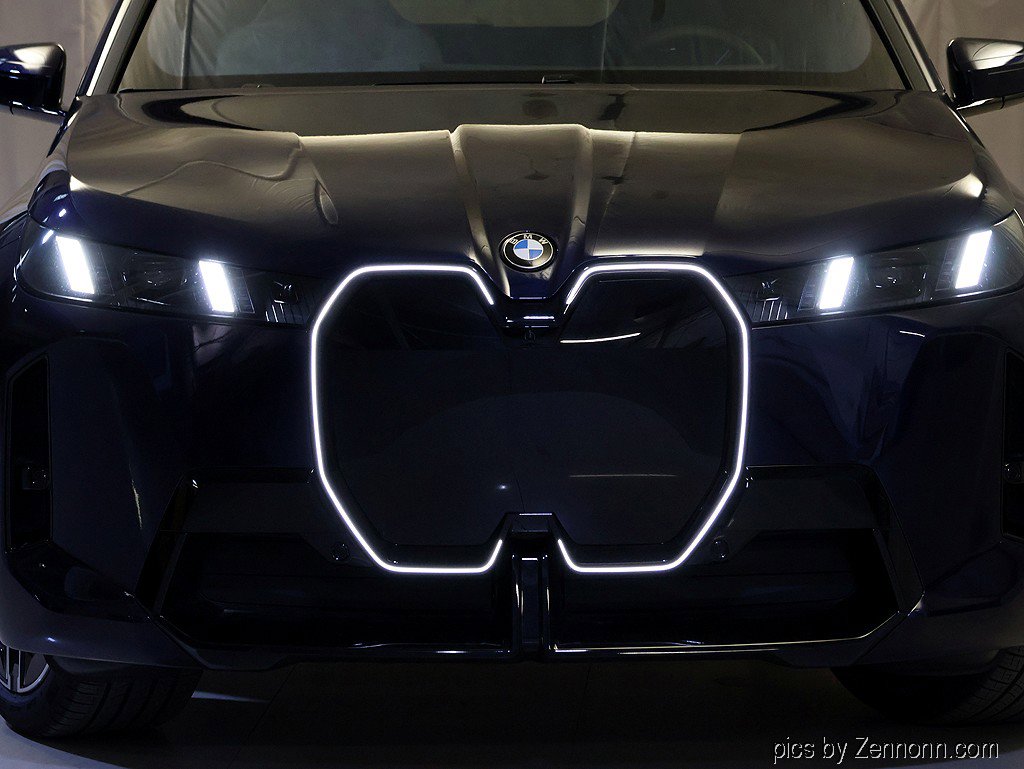 New 2026 BMW iX xDrive60 w/ M Sport Package image 6