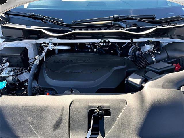 Used 2025 Honda Odyssey Touring image 11