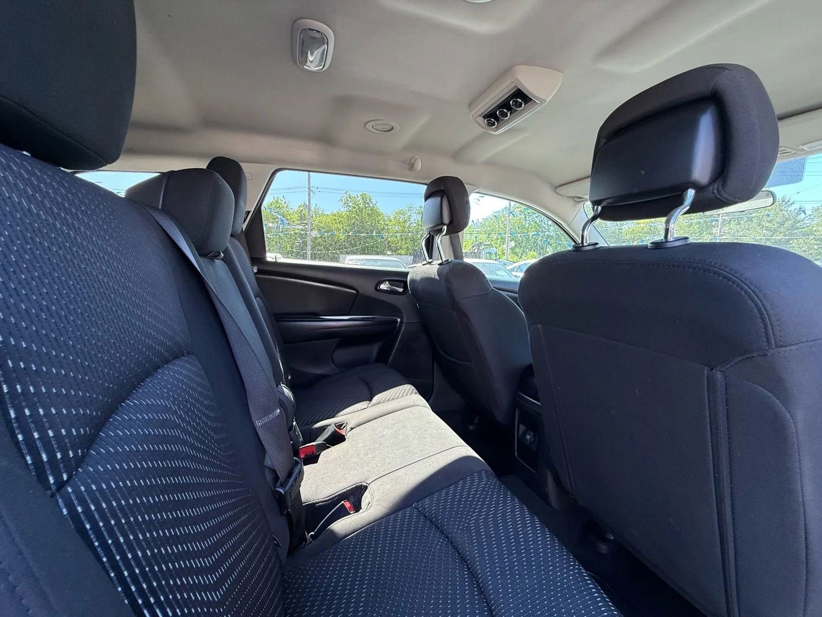 Used 2016 Dodge Journey SXT image 40