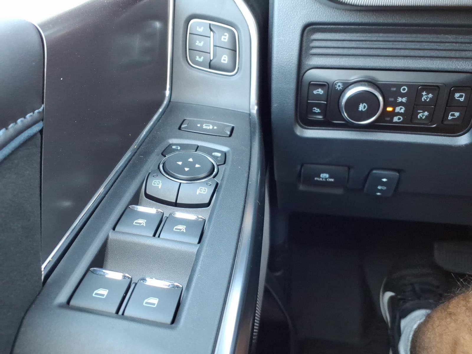 New 2026 Ford F250 Platinum image 25