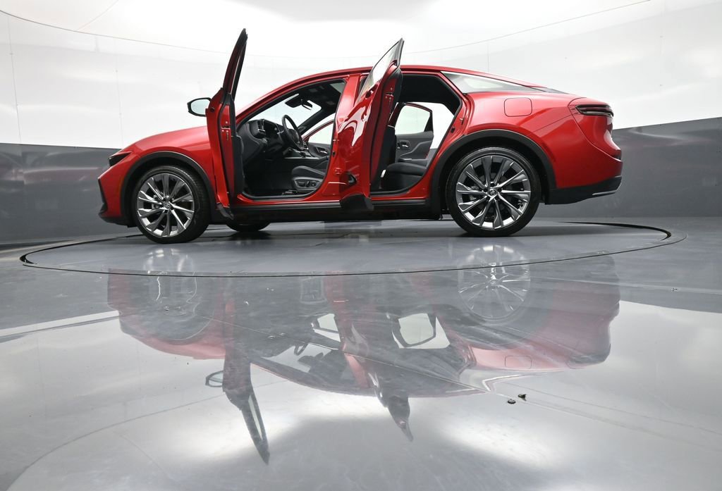 Used 2023 Toyota Crown Limited w/ Advanced Technology Package image 48