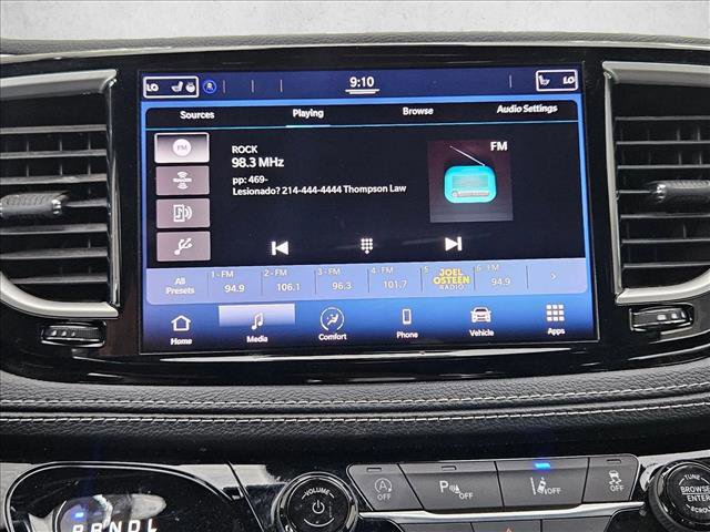 Used 2021 Chrysler Pacifica Touring-L w/ S Appearance Package FWD image 11