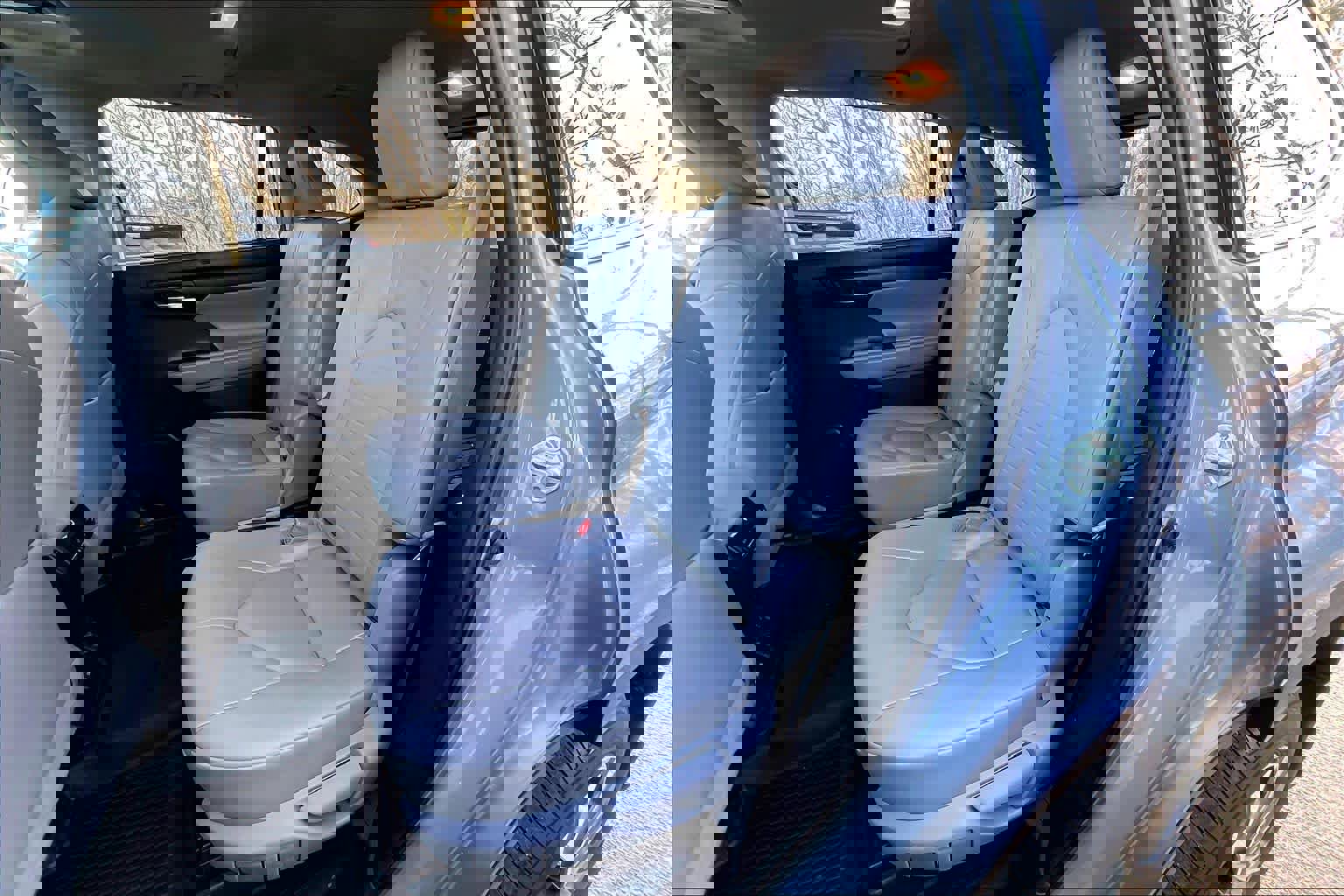 Used 2023 Toyota Highlander XLE image 20