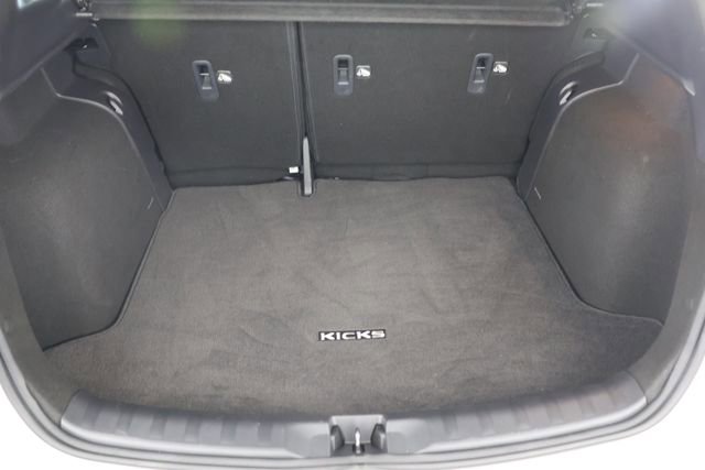 Used 2023 Nissan Kicks SR w/ SR Premium Package image 20