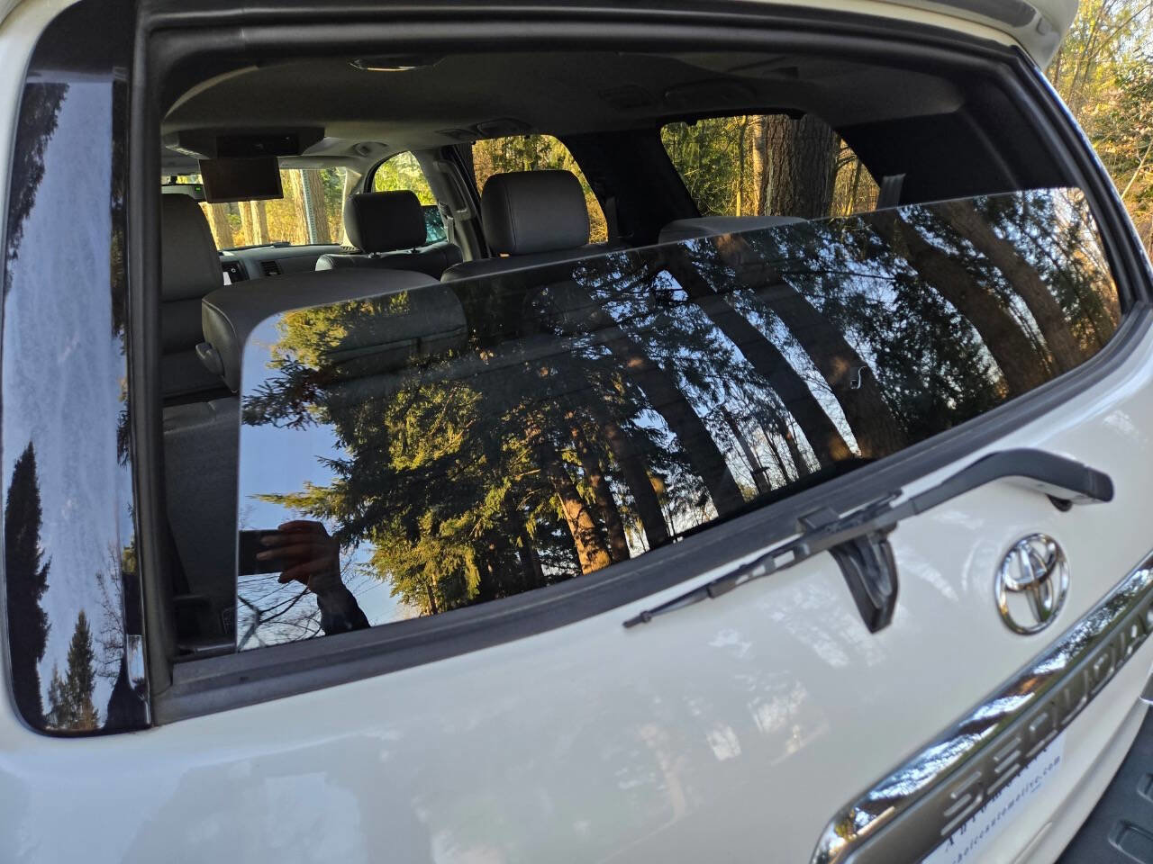 Used 2016 Toyota Sequoia Platinum image 11