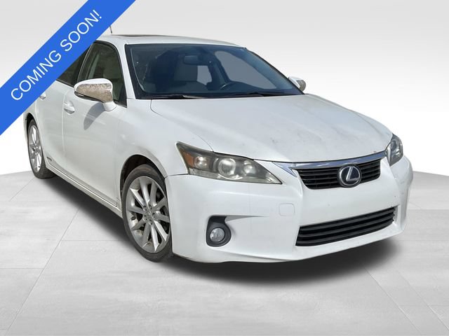 Used 2013 Lexus CT 200h w/ Premium Pkg w/Backup Camera