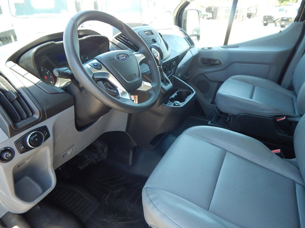 Used 2017 Ford Transit 350 148 Low Roof RWD image 17