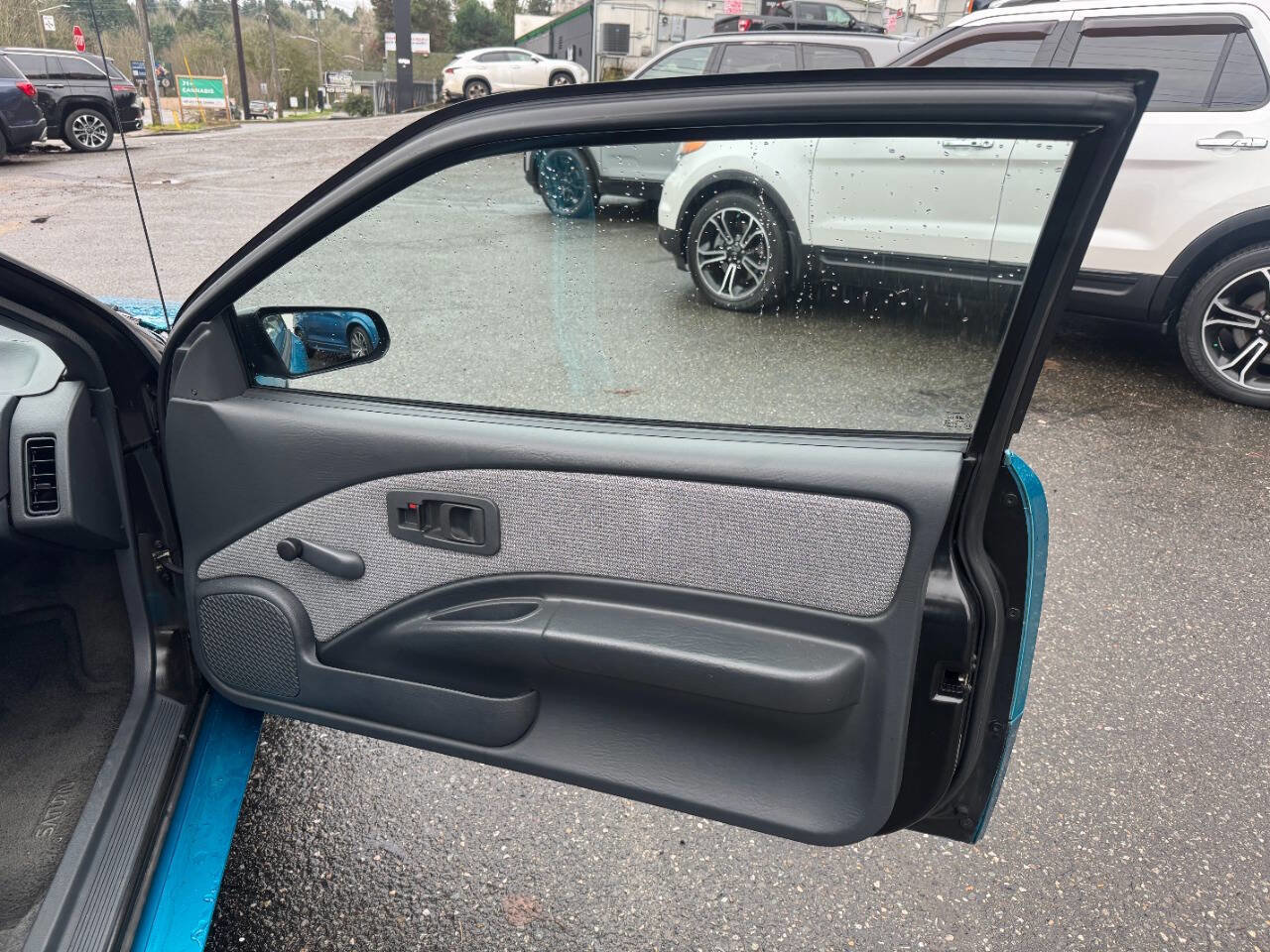 Used 1994 Saturn S-Series SC1 image 28