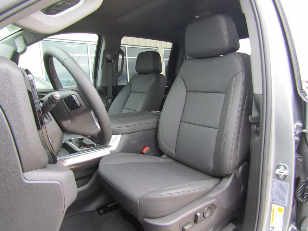 New 2026 Chevrolet Silverado 3500 LTZ w/ LTZ Convenience Package AWD/4WD image 24