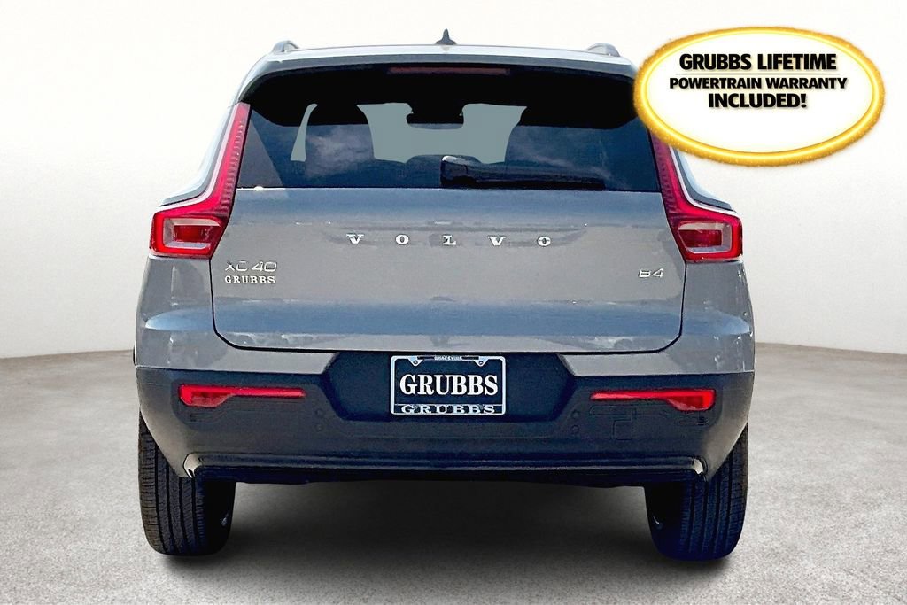 New 2026 Volvo XC40 B4 Plus w/ Protection Package Premier image 7