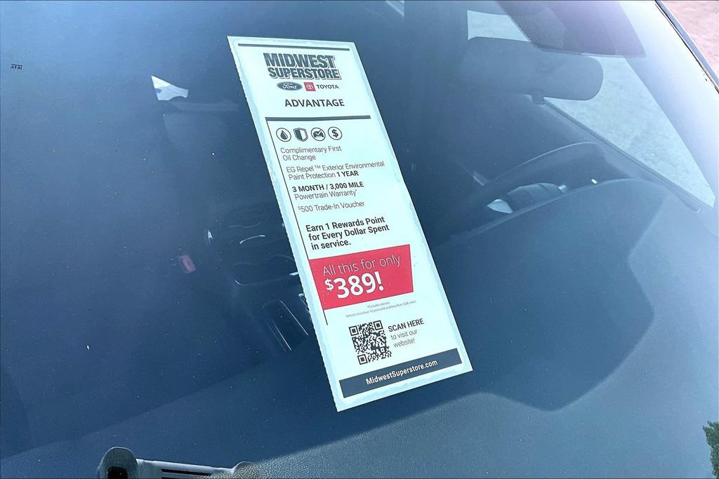 Used 2013 Dodge Charger SE RWD image 9