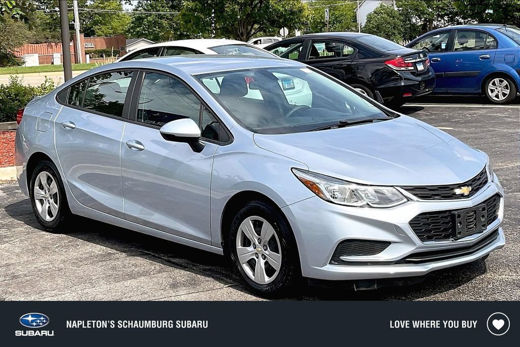Used 2017 Chevrolet Cruze LS FWD image 1