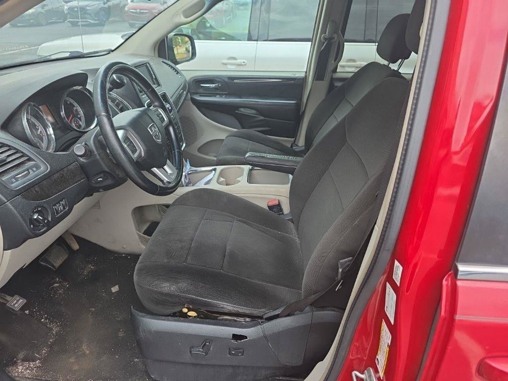 Used 2012 Dodge Grand Caravan Crew w/ Crew Value Pkg FWD image 7
