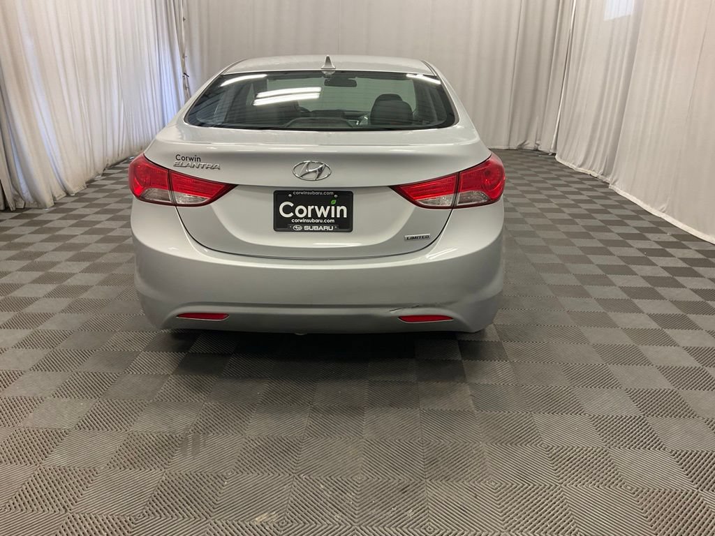Used 2012 Hyundai Elantra Limited FWD image 5