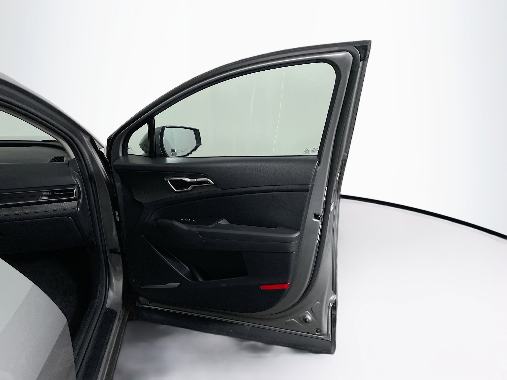 Used 2023 Kia Sportage LX image 30