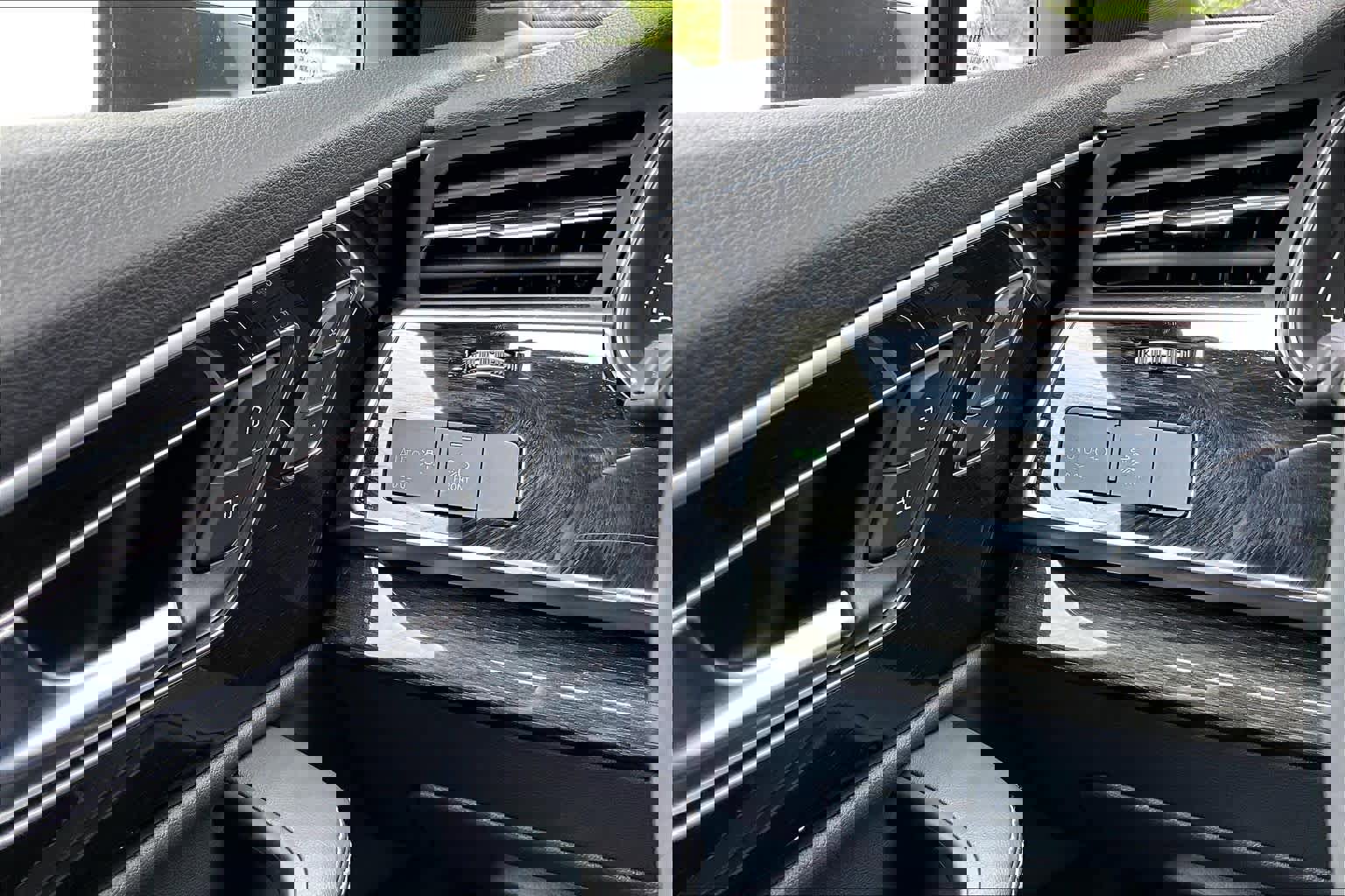 Used 2025 Audi Q7 3.0T Premium Plus AWD/4WD image 35