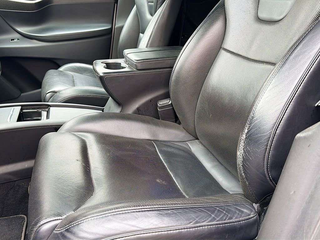 Used 2016 Tesla Model X Performance AWD/4WD image 14