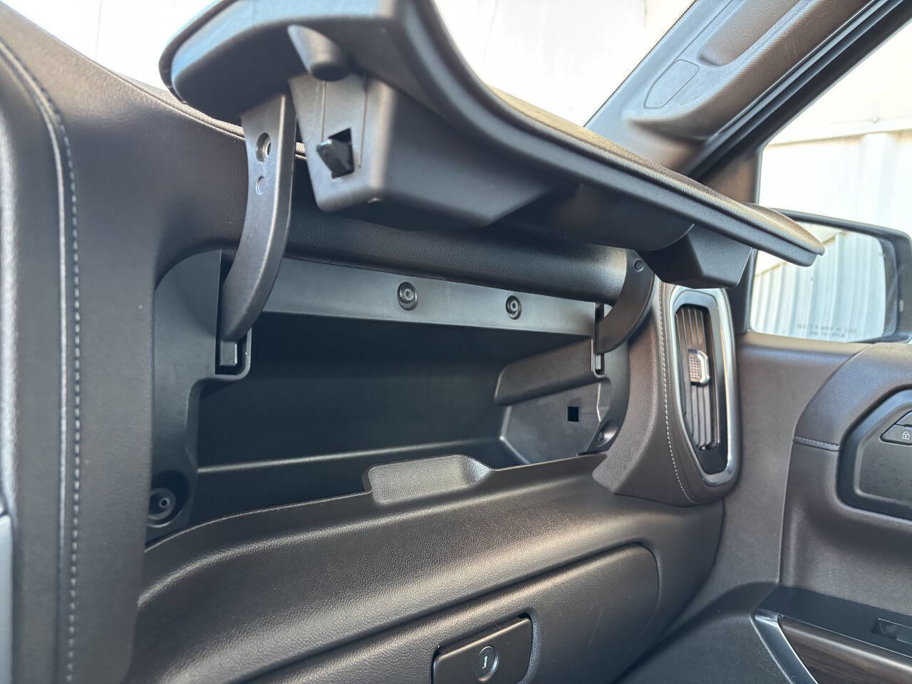 Used 2021 GMC Sierra 1500 SLT image 29